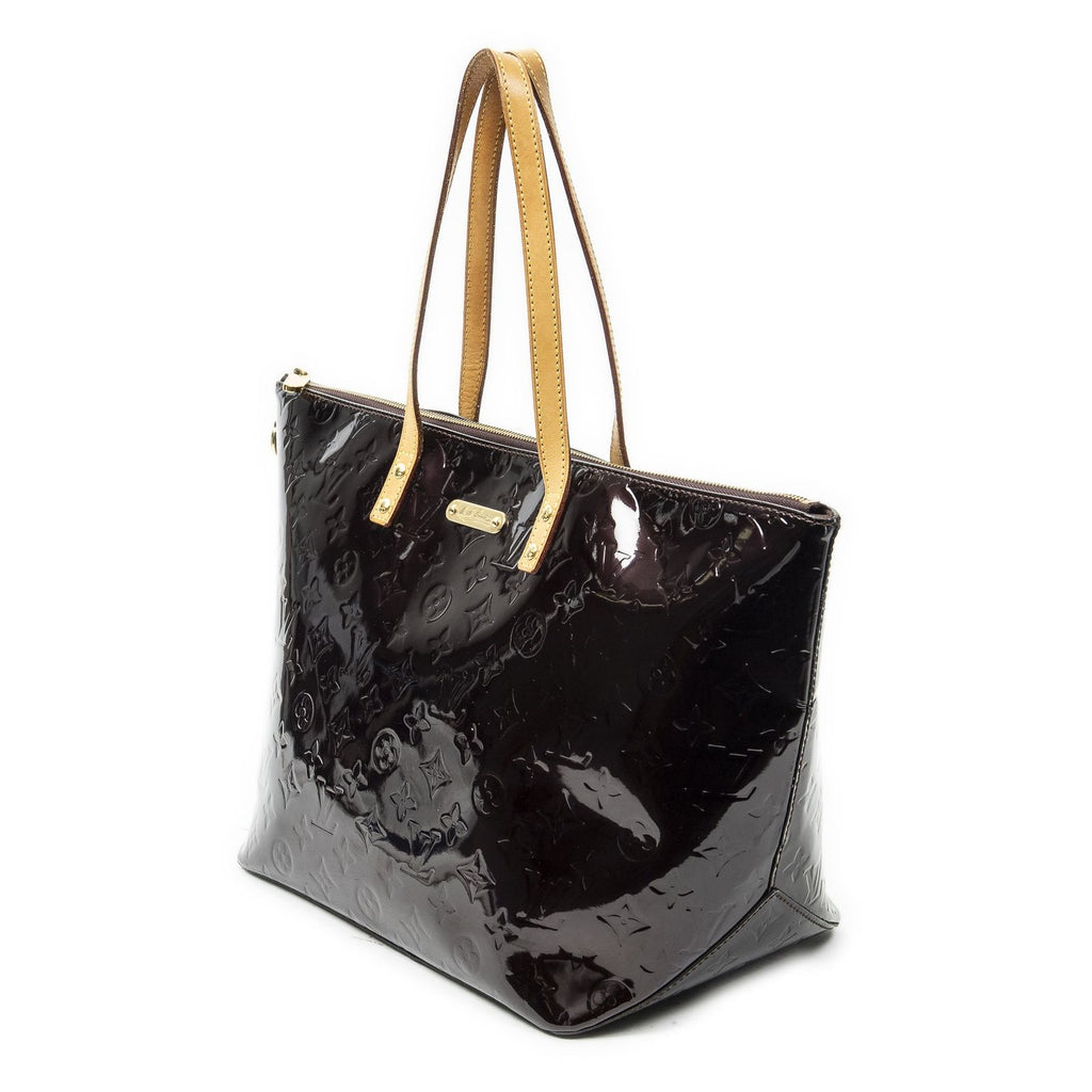 Louis Vuitton Bellevue Amarante Monogram Vernis Messenger — view 2