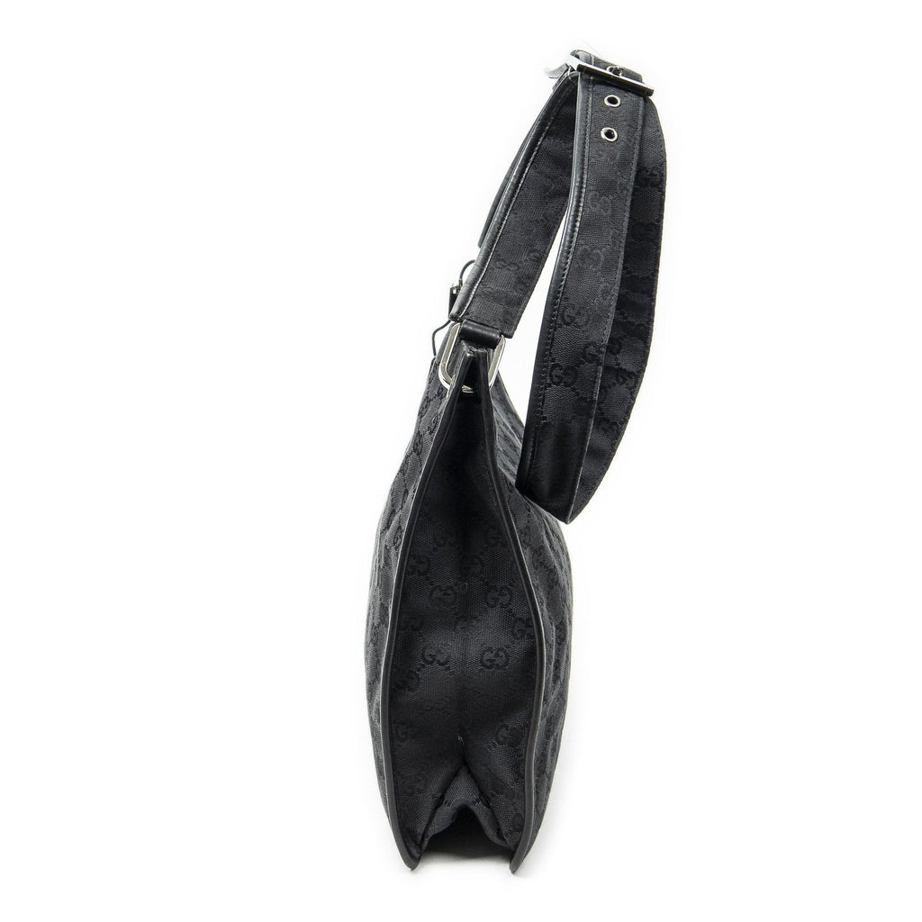 Gucci Medium Flat Messenger Black GG Canvas — view 3
