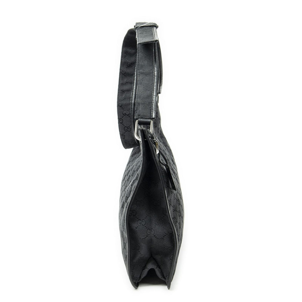 Gucci Medium Flat Messenger Black GG Canvas — view 4
