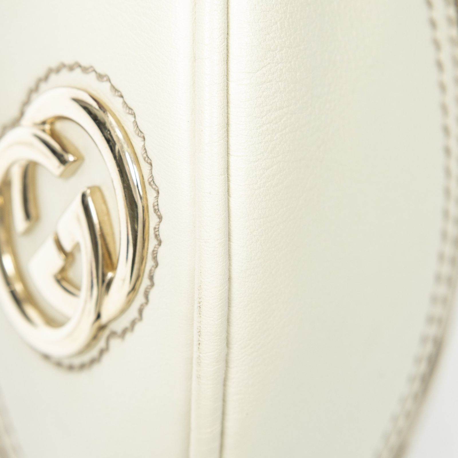 Gucci Medium New Britt Half Moon Crossbody Beige Ivory GG Canvas — view 8