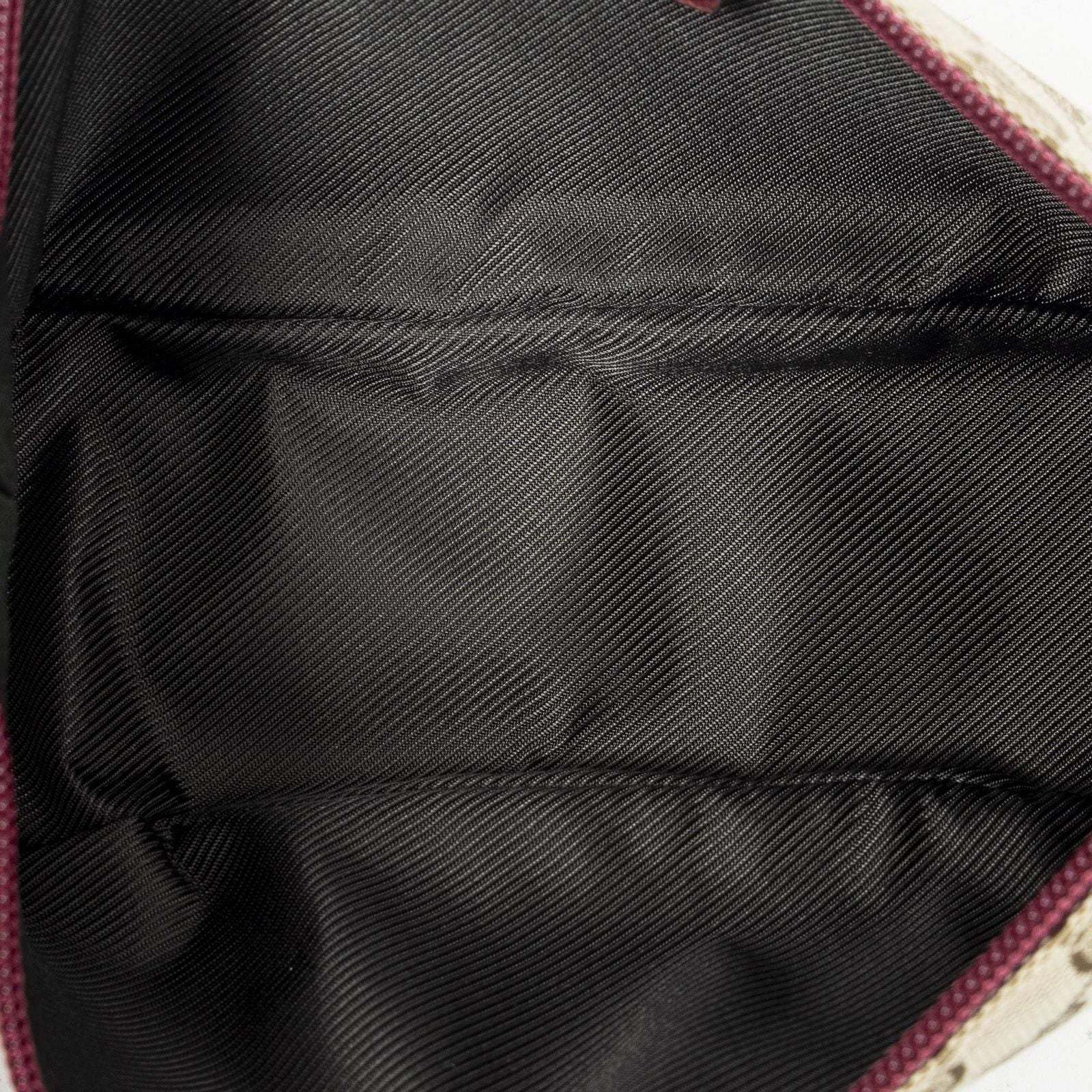 Gucci Pouch Beige Fuchsia GG Canvas — view 9