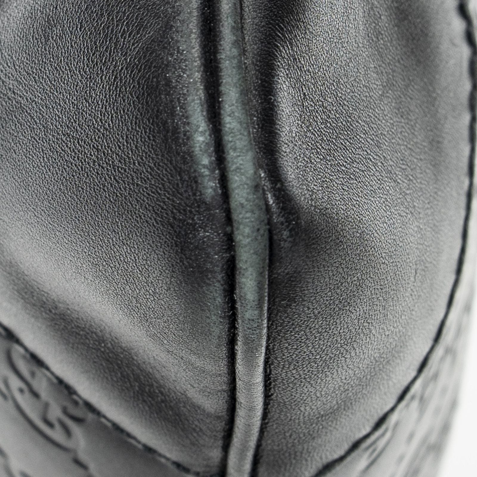 Gucci Zip Messenger Black Guccissima — view 7