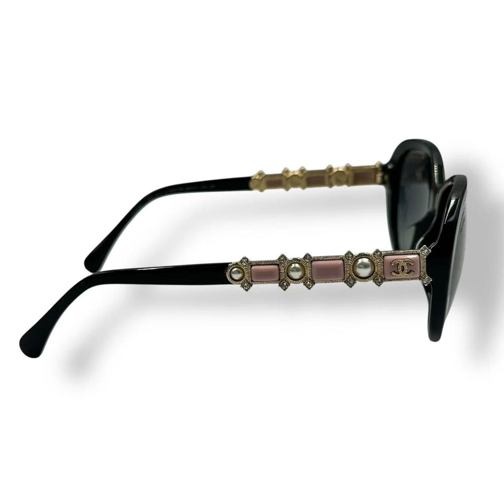 Chanel Sunglasses Imitation Pearl CC Logo Black Pink Eyewear — view 4