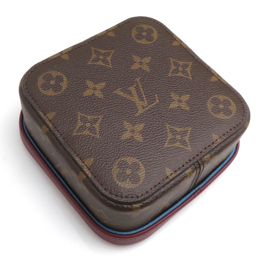 Louis Vuitton Case Boite Camille MM — view 6