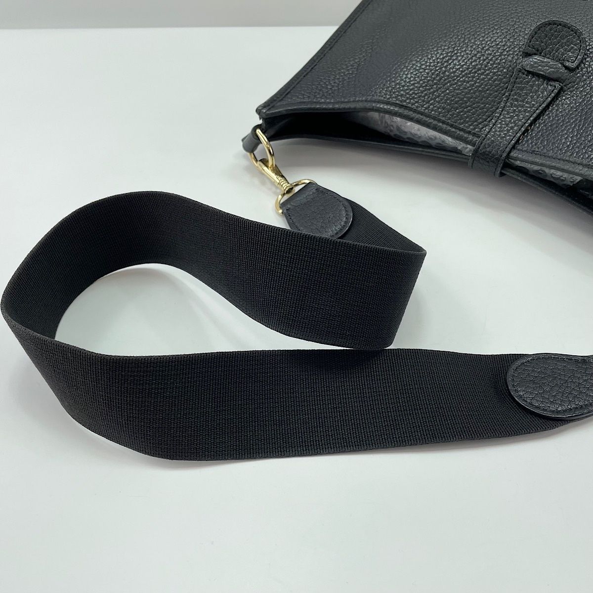 Hermes Shoulder Bag Evelyne — view 9
