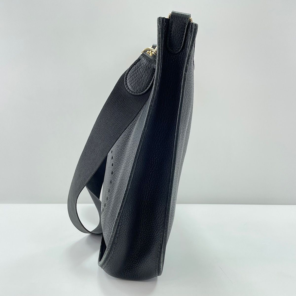 Hermes Shoulder Bag Evelyne — view 4