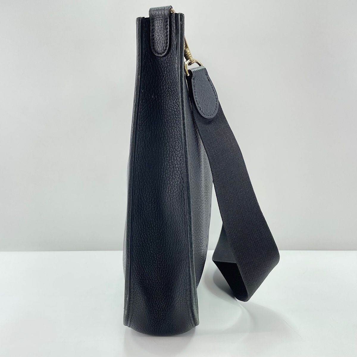 Hermes Shoulder Bag Evelyne — view 5