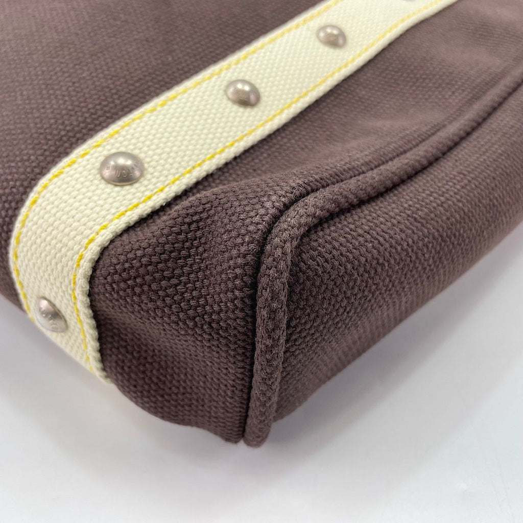 Louis Vuitton Tote Cabas MM — view 9