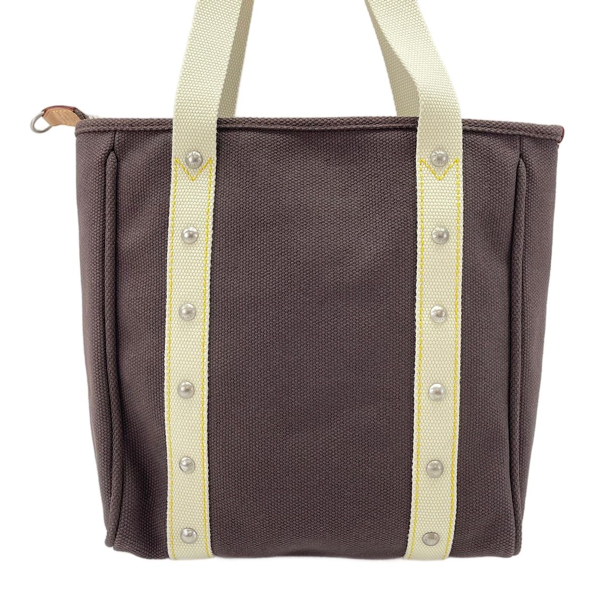 Louis Vuitton Tote Cabas MM — view 3