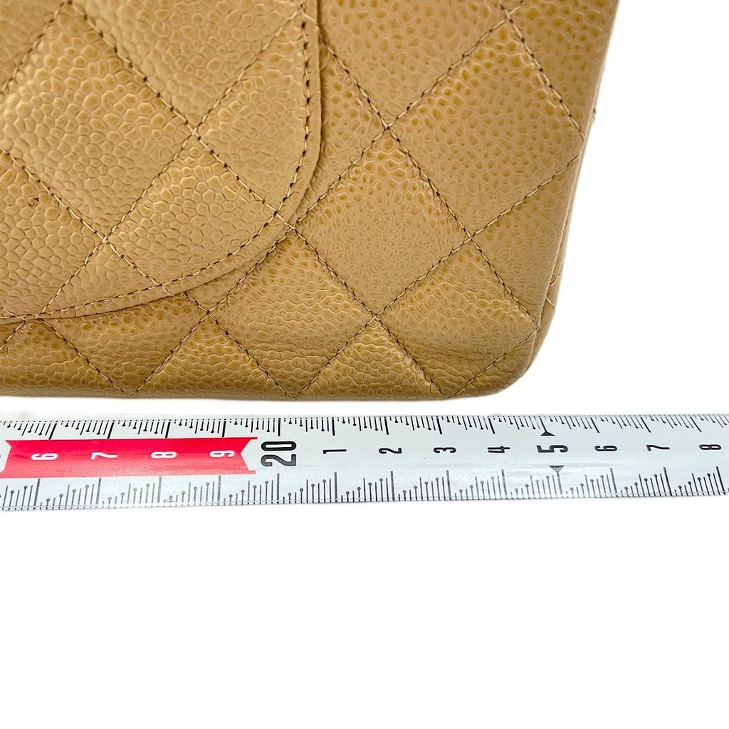 Chanel Shoulder Bag Quilted 25 — view 4