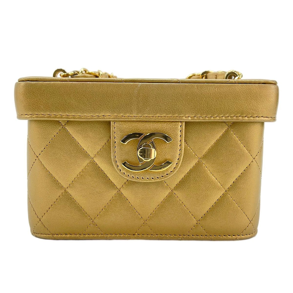 Chanel Shoulder Bag Quilted — view 2