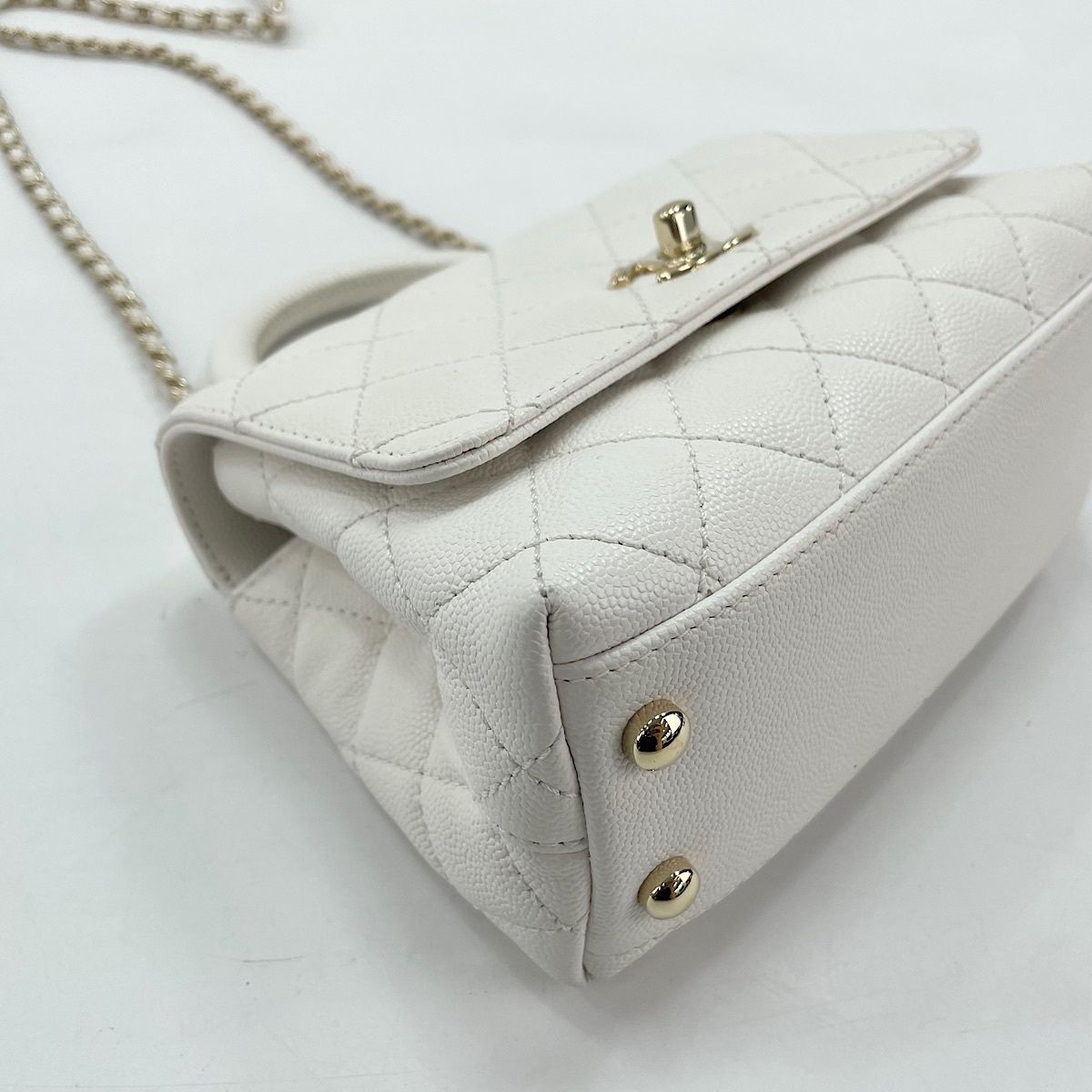 Chanel Handbag Coco Handle — view 8