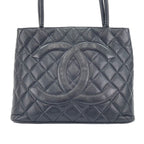 Chanel Tote Reissue Black — view 2