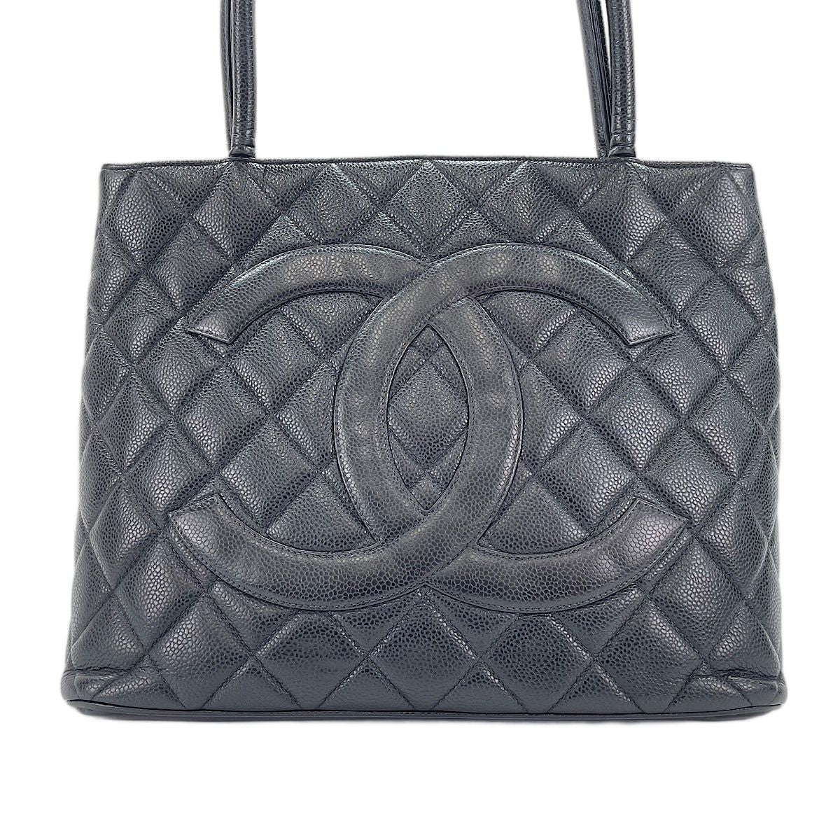Chanel Tote Reissue Black — view 2