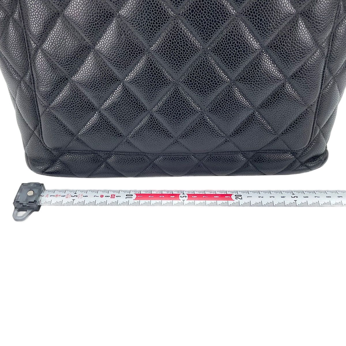 Chanel Tote Reissue Black — view 4