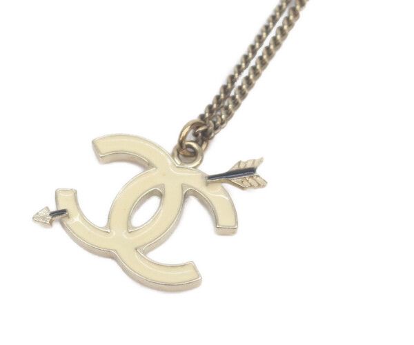 Chanel Enamel Ivory CC Logo Arrow Necklace
