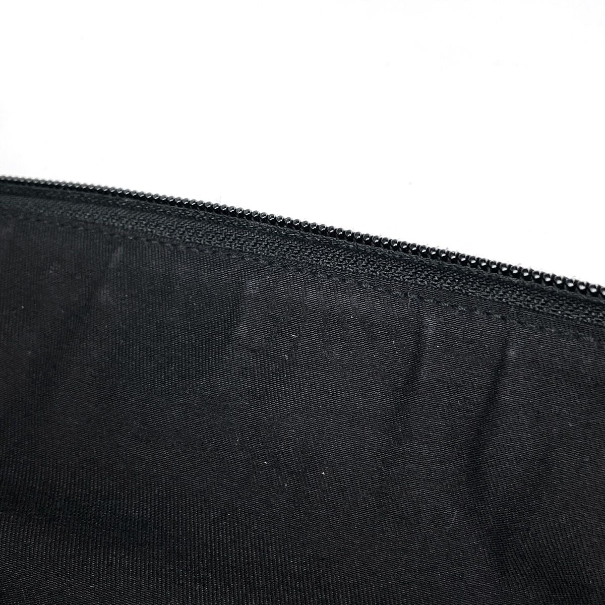 Gucci GG Pattern Shoulder Bag Nylon Black — view 9