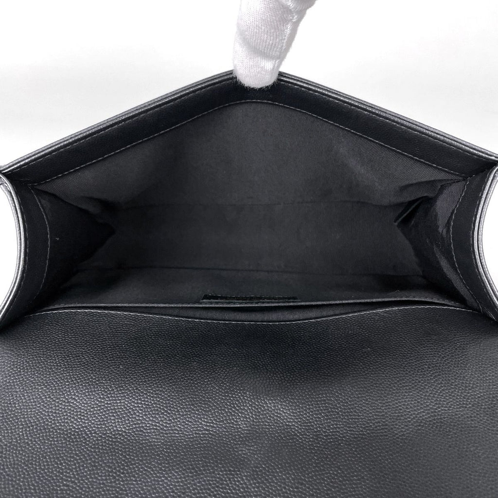Chanel Boy Chain Shoulder Bag CC Logo Caviar Leather Black — view 7