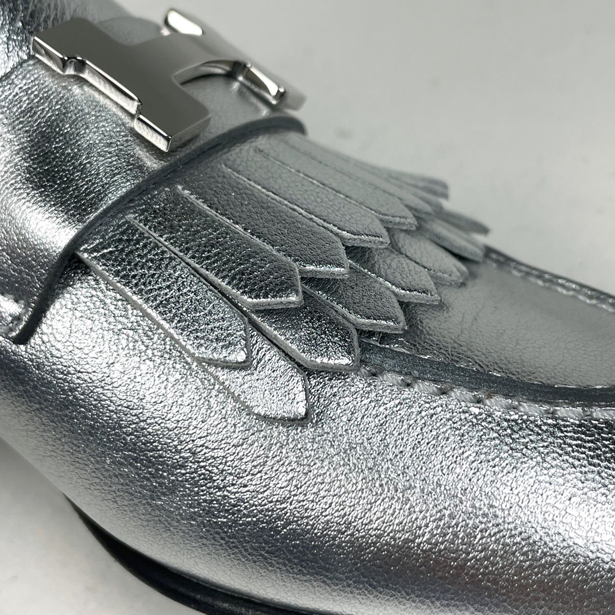 Hermes Moccasins Royale Logo Loafers Shoes Leather Silver — view 6