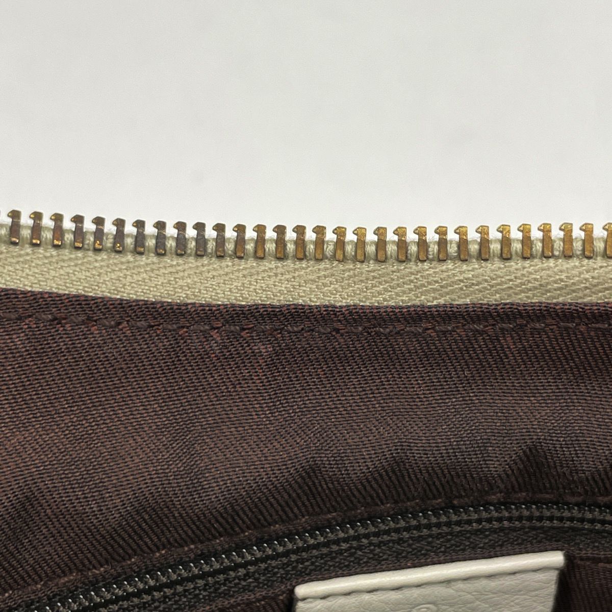 Gucci Shoulder Bag Abbey Signature Marais the White — view 9
