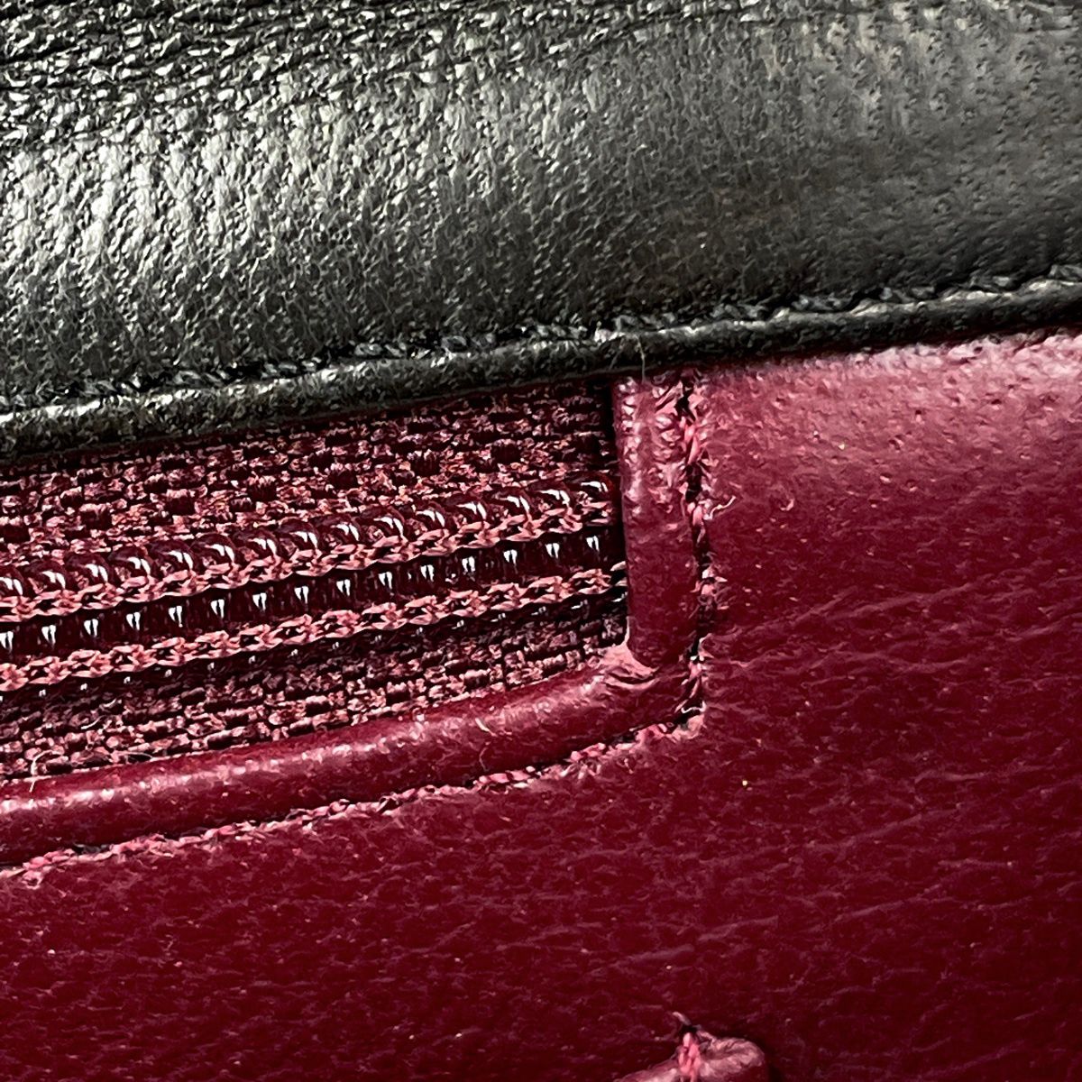 Chanel CC Logo Handbag Quilted Leather Black — view 8