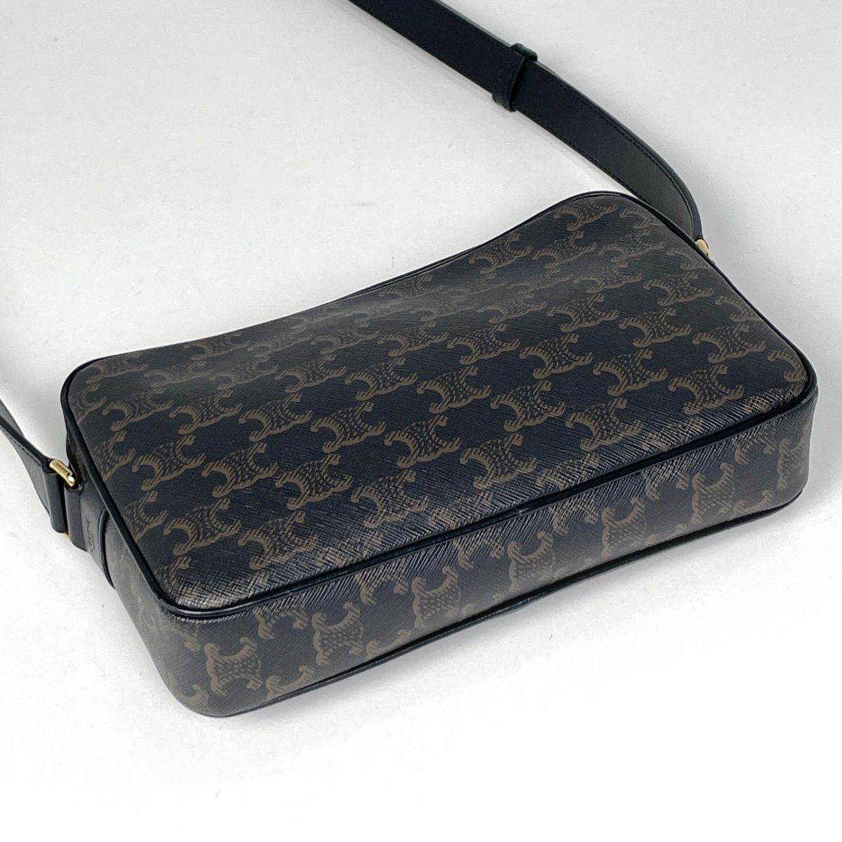 Celine Triomphe Messenger Bag Brown — view 2