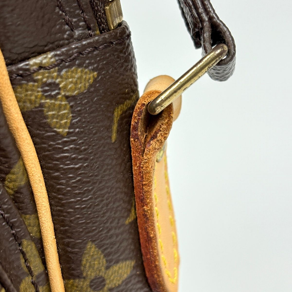 Louis Vuitton Amazon Shoulder Bag Monogram Brown — view 5