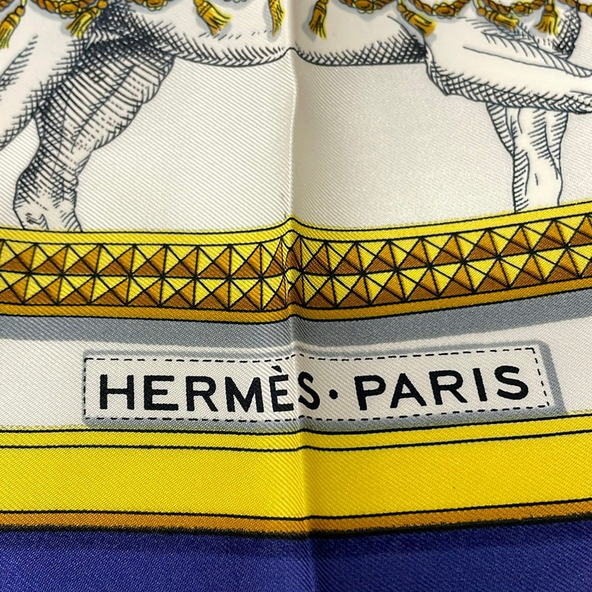 Hermes Scarf Carre 90 White Gold Beige Grand Apparat — view 2