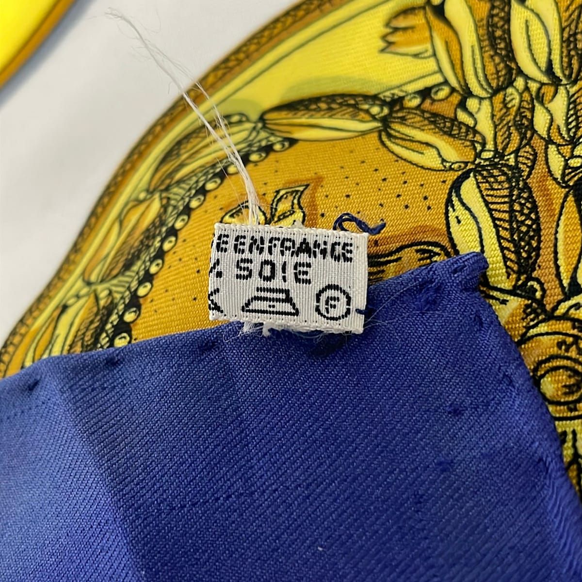 Hermes Scarf Carre 90 White Gold Beige Grand Apparat — view 4