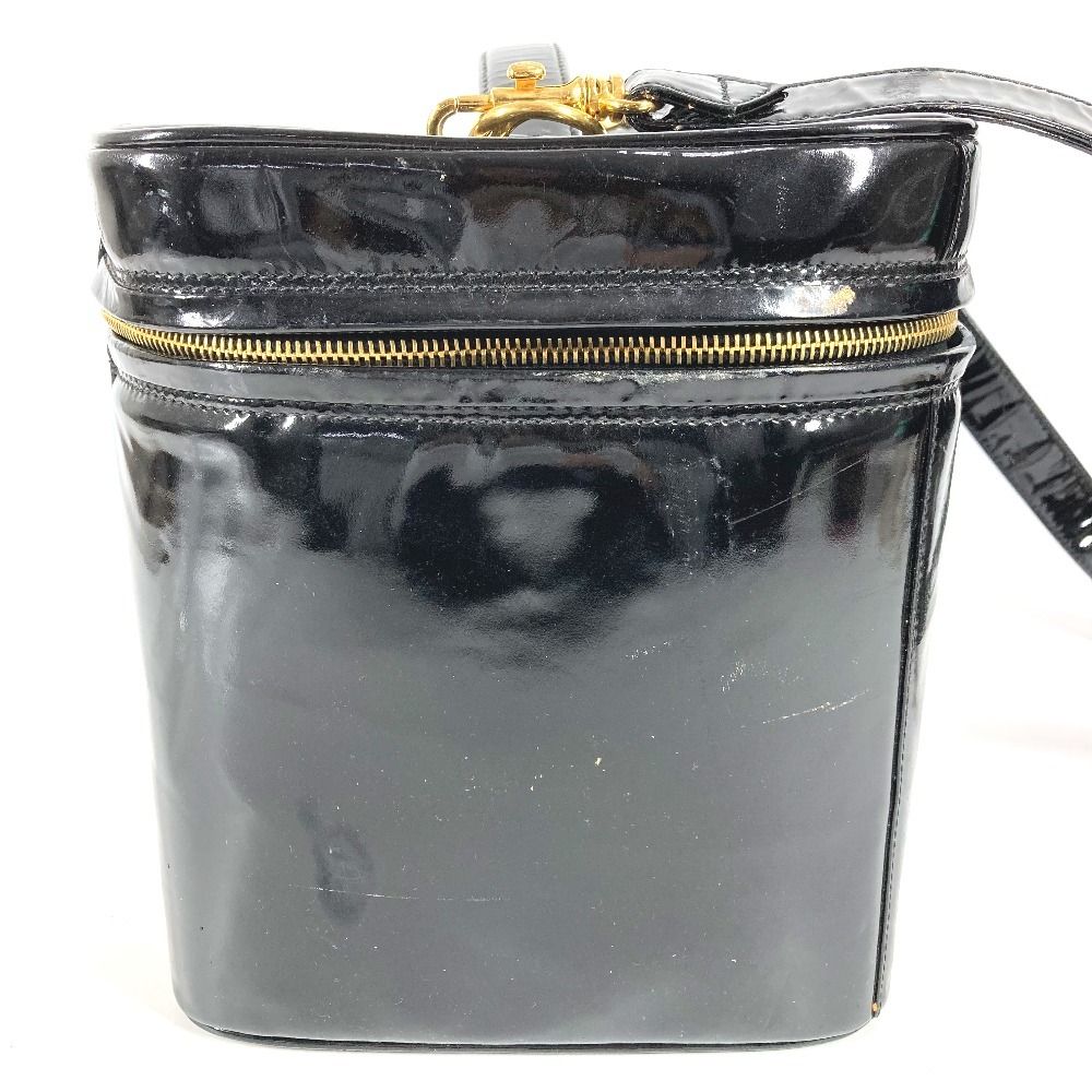 Chanel Handbag CC Logo Vanity Bag Patent Leather Black — view 4