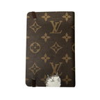 Louis Vuitton Notebook PM Jane Brown Gray Coddington — view 2