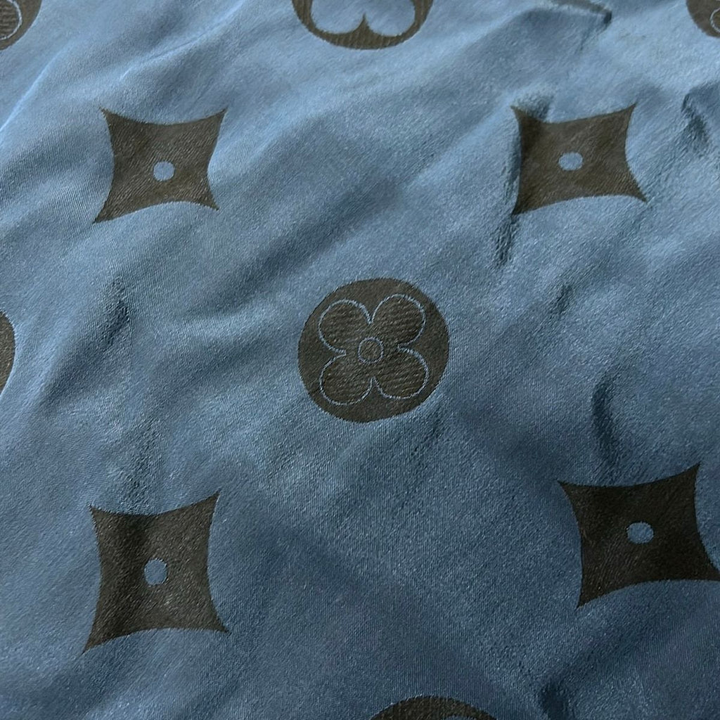 Louis Vuitton Shawl Etole Venis Noir Blue Silk Scarf — view 4