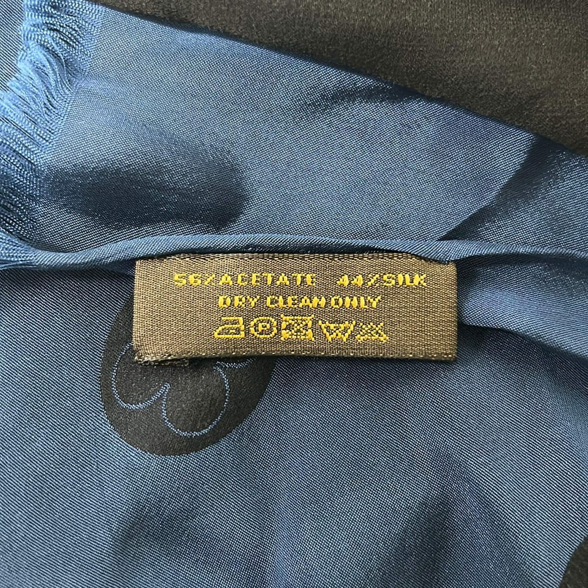 Louis Vuitton Shawl Etole Venis Noir Blue Silk Scarf — view 3
