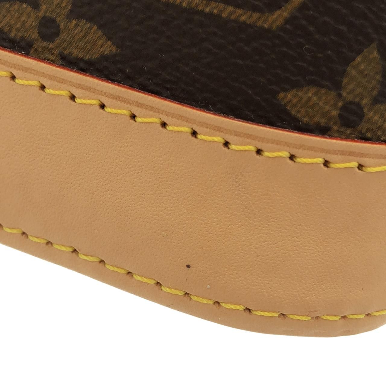 Louis Vuitton Monogram Alma BB — view 4