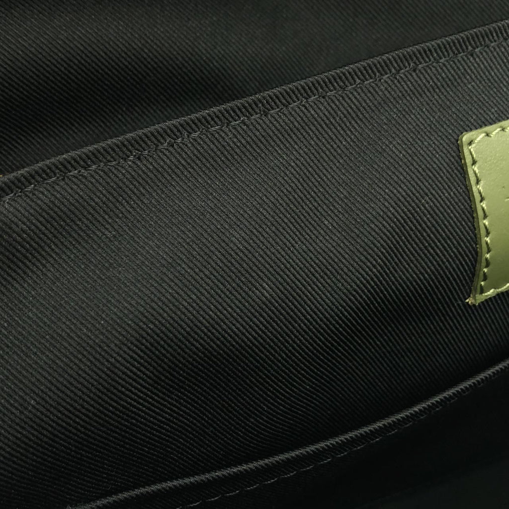 Louis Vuitton Damoflage LV Trail Messenger Shoulder — view 7