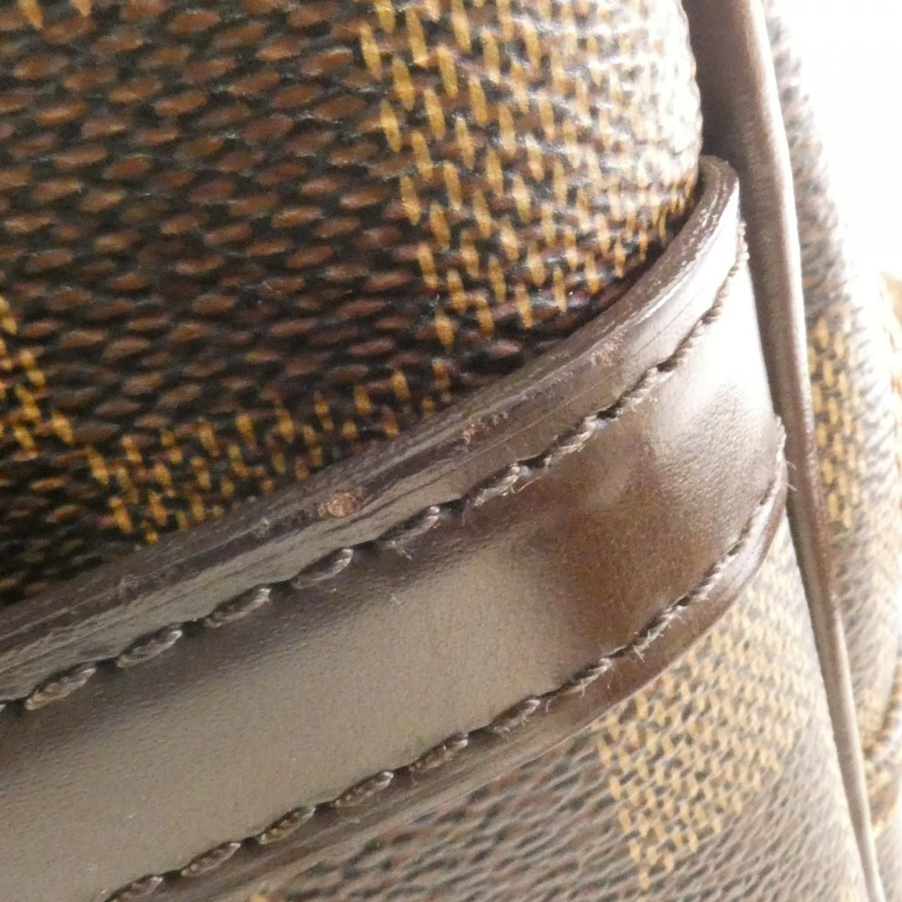 Louis Vuitton Damier Reporter 28 cm Shoulder — view 4