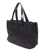 Chanel Tote Gold New Travel Line MM — view 2