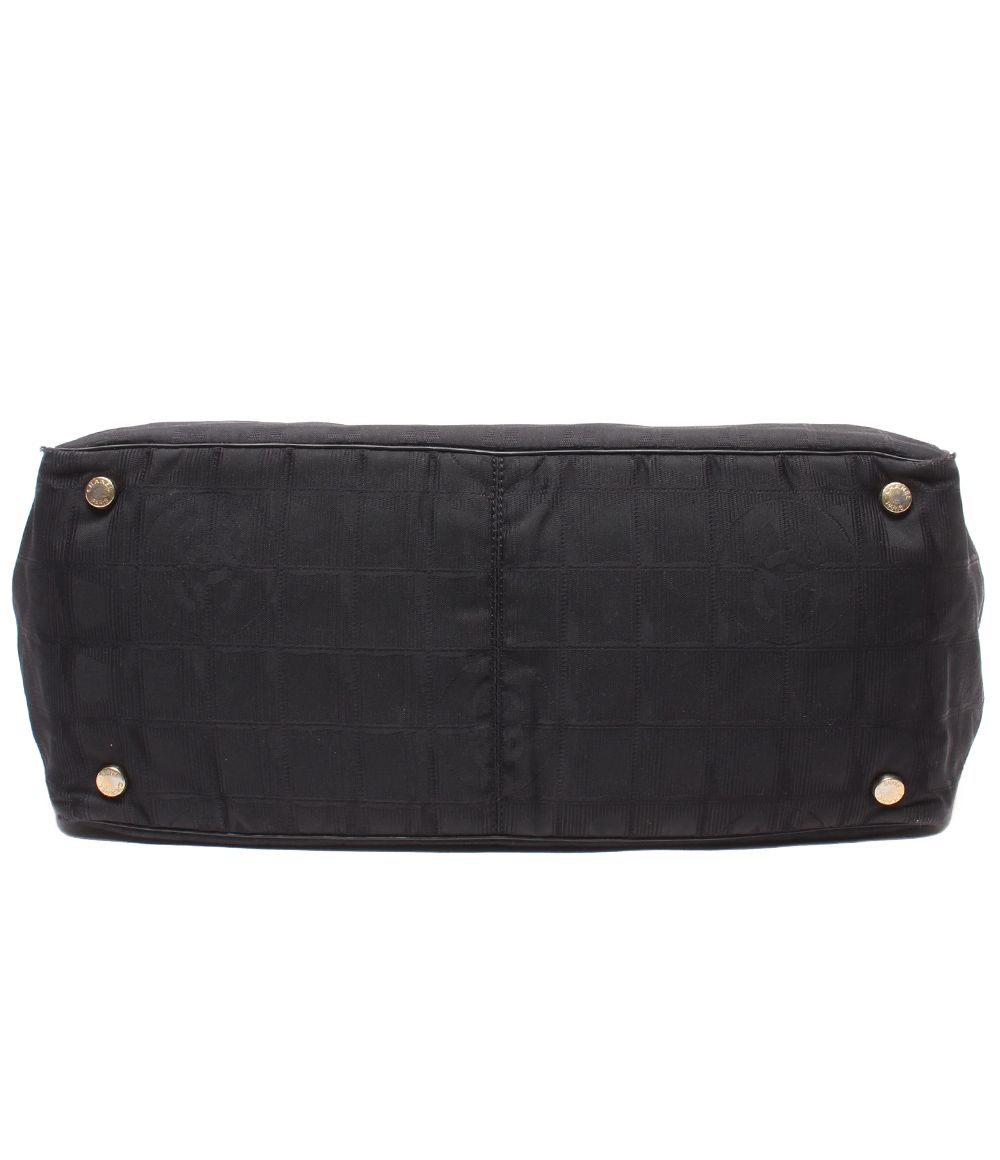 Chanel Tote Gold New Travel Line MM — view 4