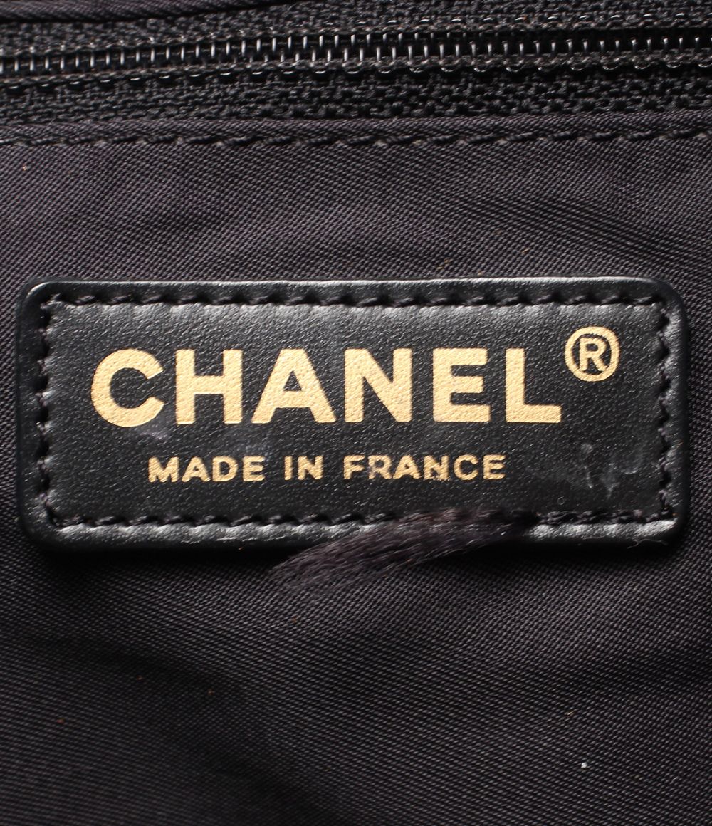 Chanel Tote Gold New Travel Line MM — view 5