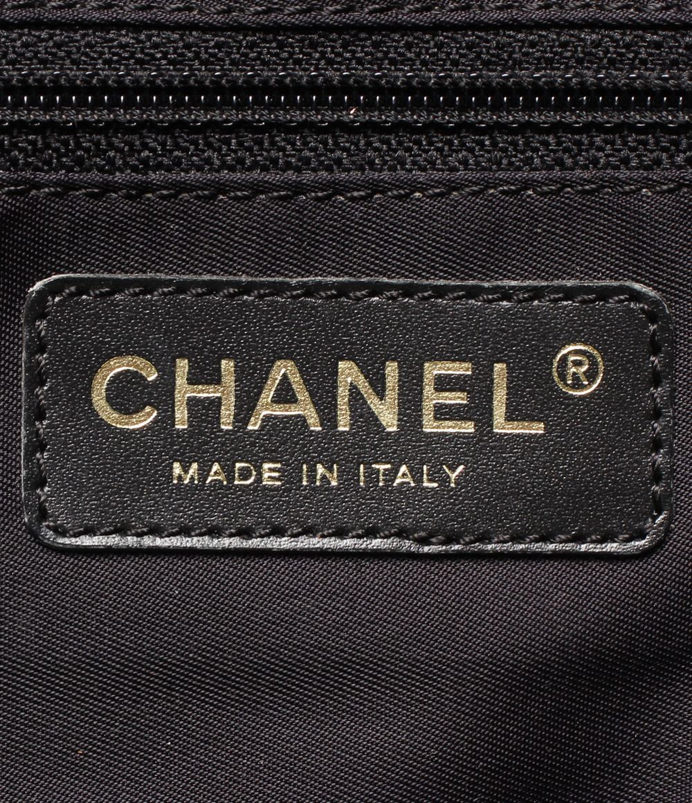 Chanel Tote Gold New Travel Line MM — view 6