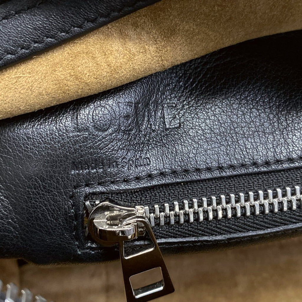 Loewe Handbag Amazona 28 Black — view 9