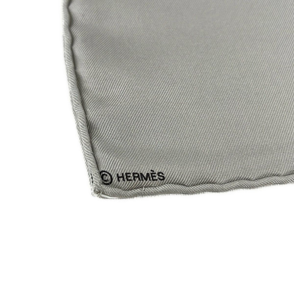 Hermes Scarf Carre 90 Light Gray Blue Multi Maillons de Joel Stein — view 2