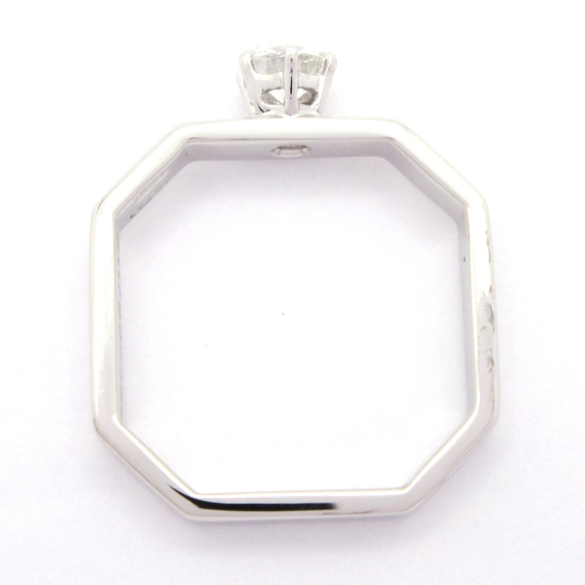 Gucci Ring Octagonal Solitaire 18k White Gold Diamond — view 4