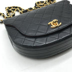 Chanel CC Logo Chain Shoulder Bag Lambskin Leather Turnlock Black — view 5