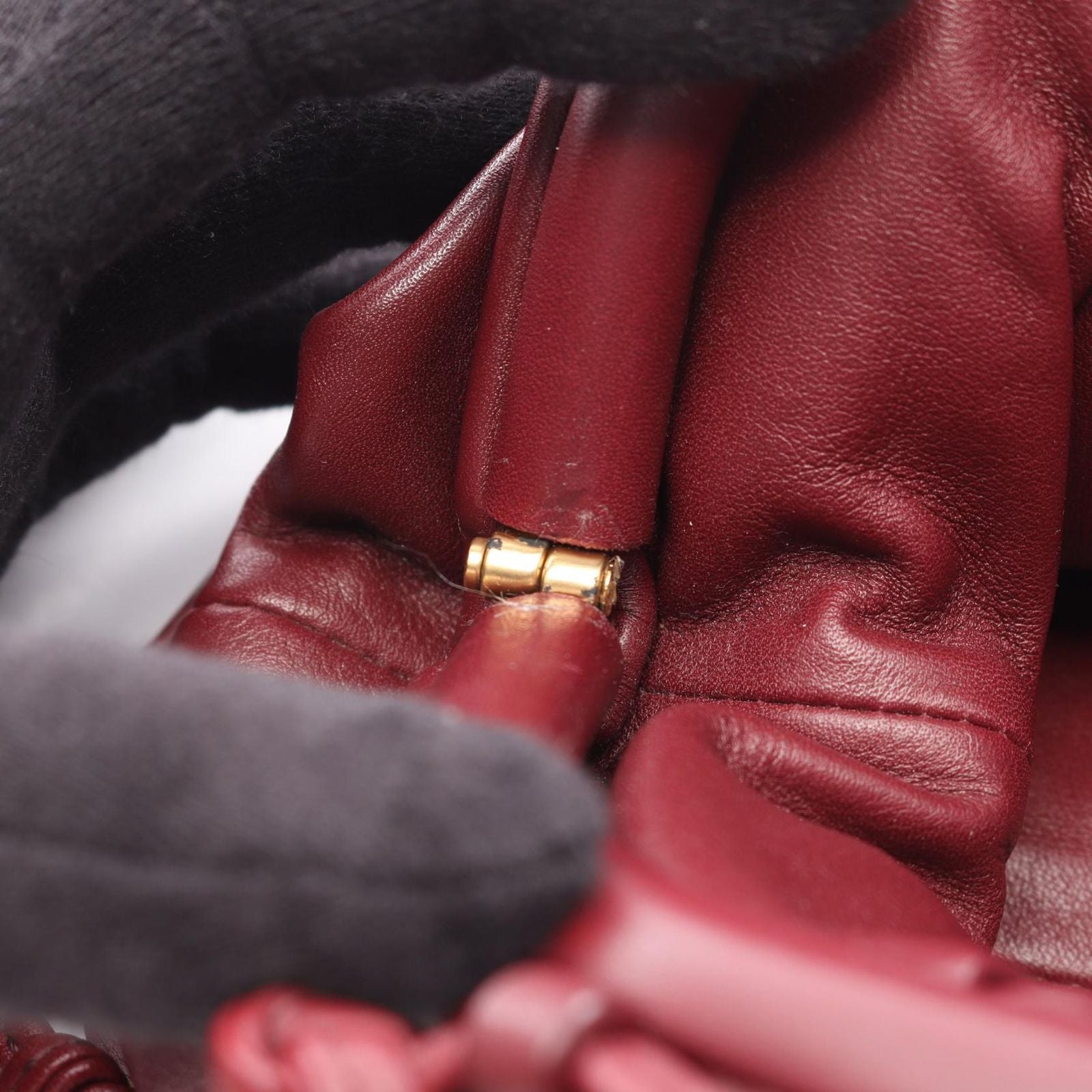Bottega Veneta Shoulder Bag Mini the Pouch Bordeaux Leather — view 5