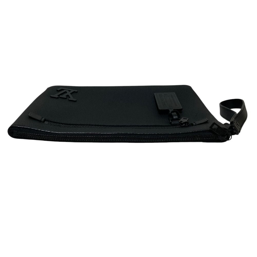 Louis Vuitton LV Aerogram Take Off Pouch Clutch Noir — view 4