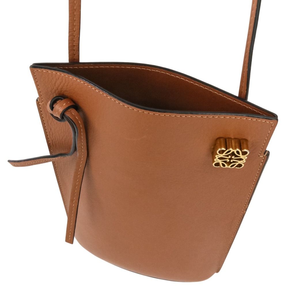 Loewe Anagram Dice Pocket Leather Shoulder Bag Brown — view 8