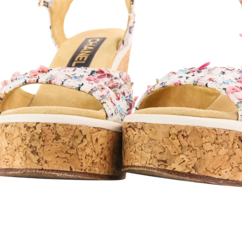 Chanel 23c CC Logo Tweed Wedge Sole Thick Sandals 38 White — view 7