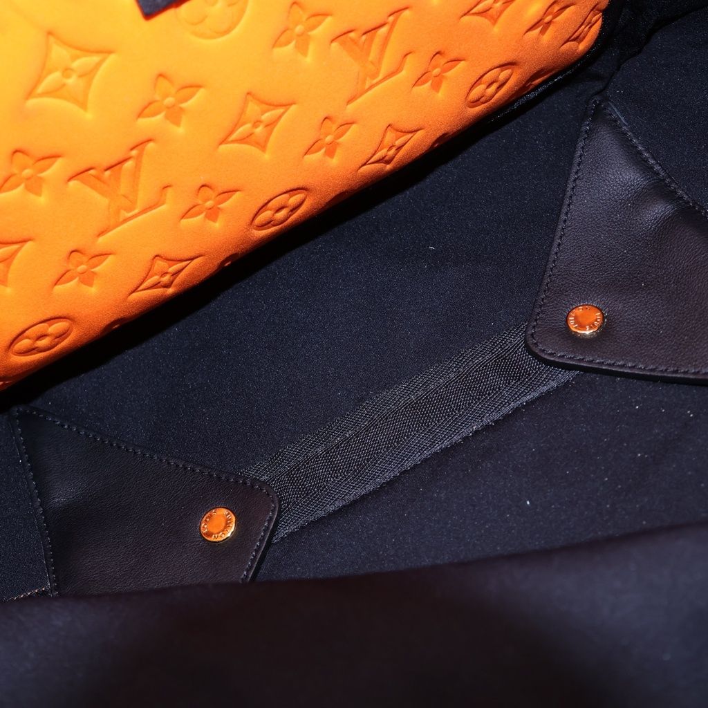Louis Vuitton Cruise Line Scuba MM Tote Orange Gold — view 9