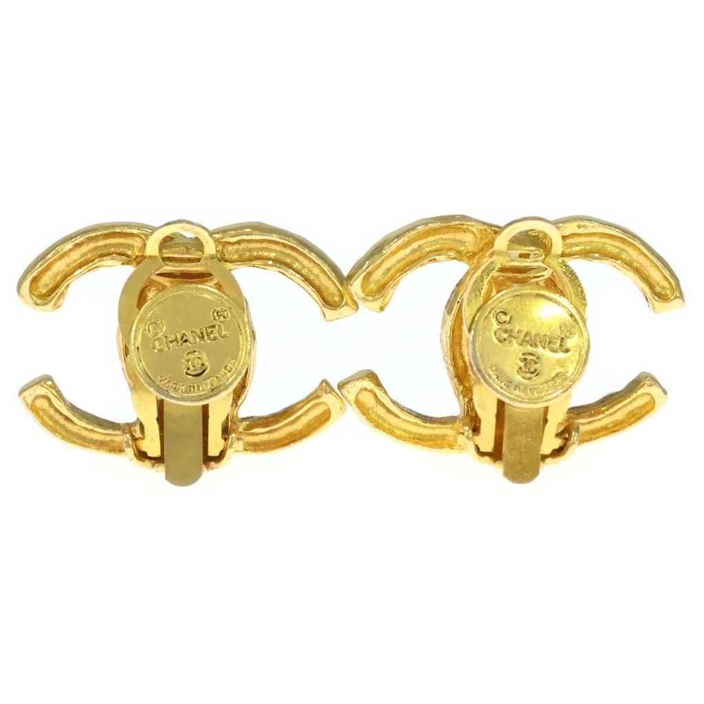 Chanel CC Logo Earrings Gold Plated — view 2